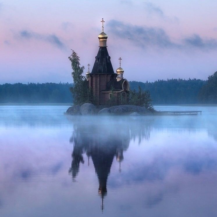 Церкви и храмы у воды